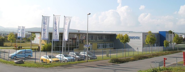 Neues Schulungszentrum in Hammelburg fertiggestellt 2026-05_07_v_b_logo_bruxafol_hammelburg_autoglaser_de_1200